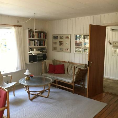 Midtvejshuset Villa Rønne Eksteriør bilde