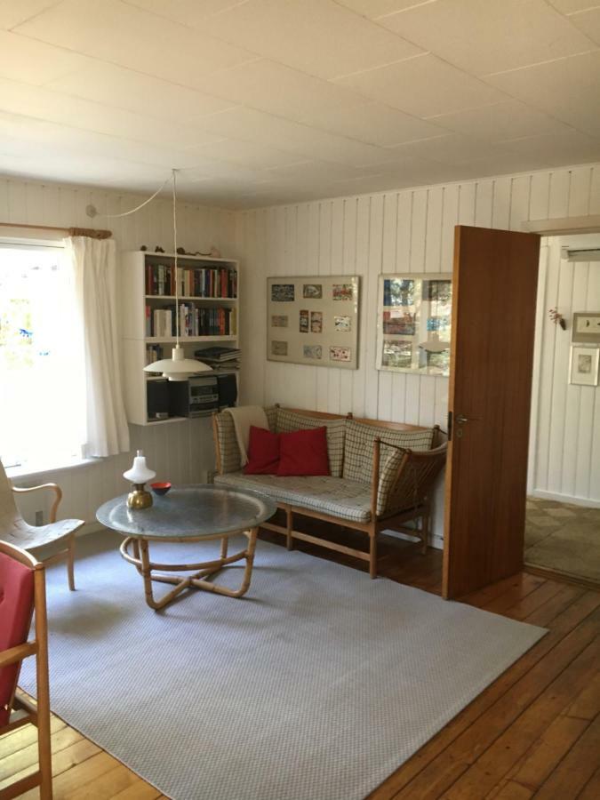 Midtvejshuset Villa Rønne Eksteriør bilde